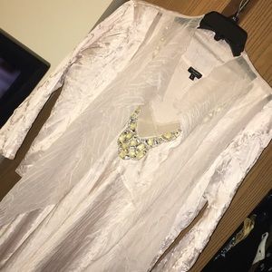 Perfect 2/piece.....wedding or formal occasion.